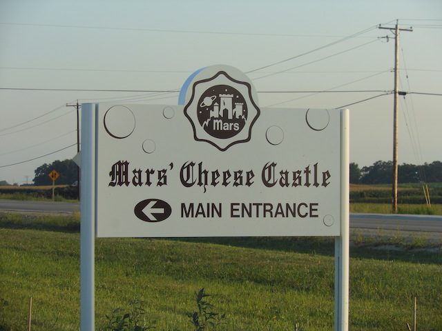 Mar's Cheese Castle 01